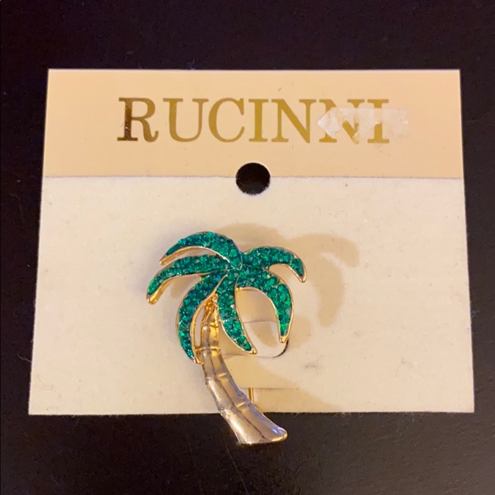 Brand new palm tree pin/brooch with green jewels ~1.25” L X 1” W